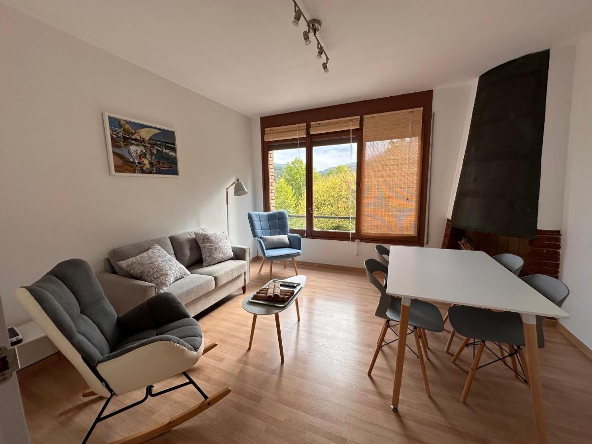 Apartamento El Bressol De La Muntanya Ripoll Exterior foto